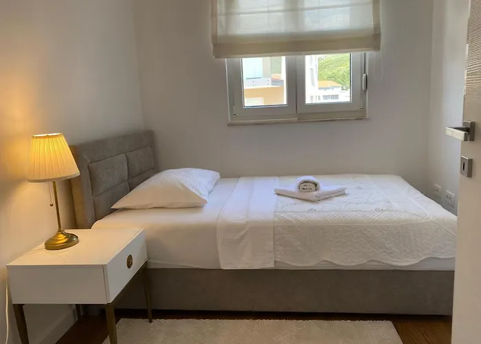 Apartment Verde * Podstrana
