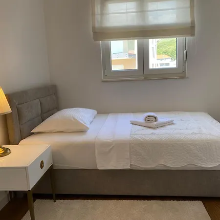 Apartment Verde * Podstrana